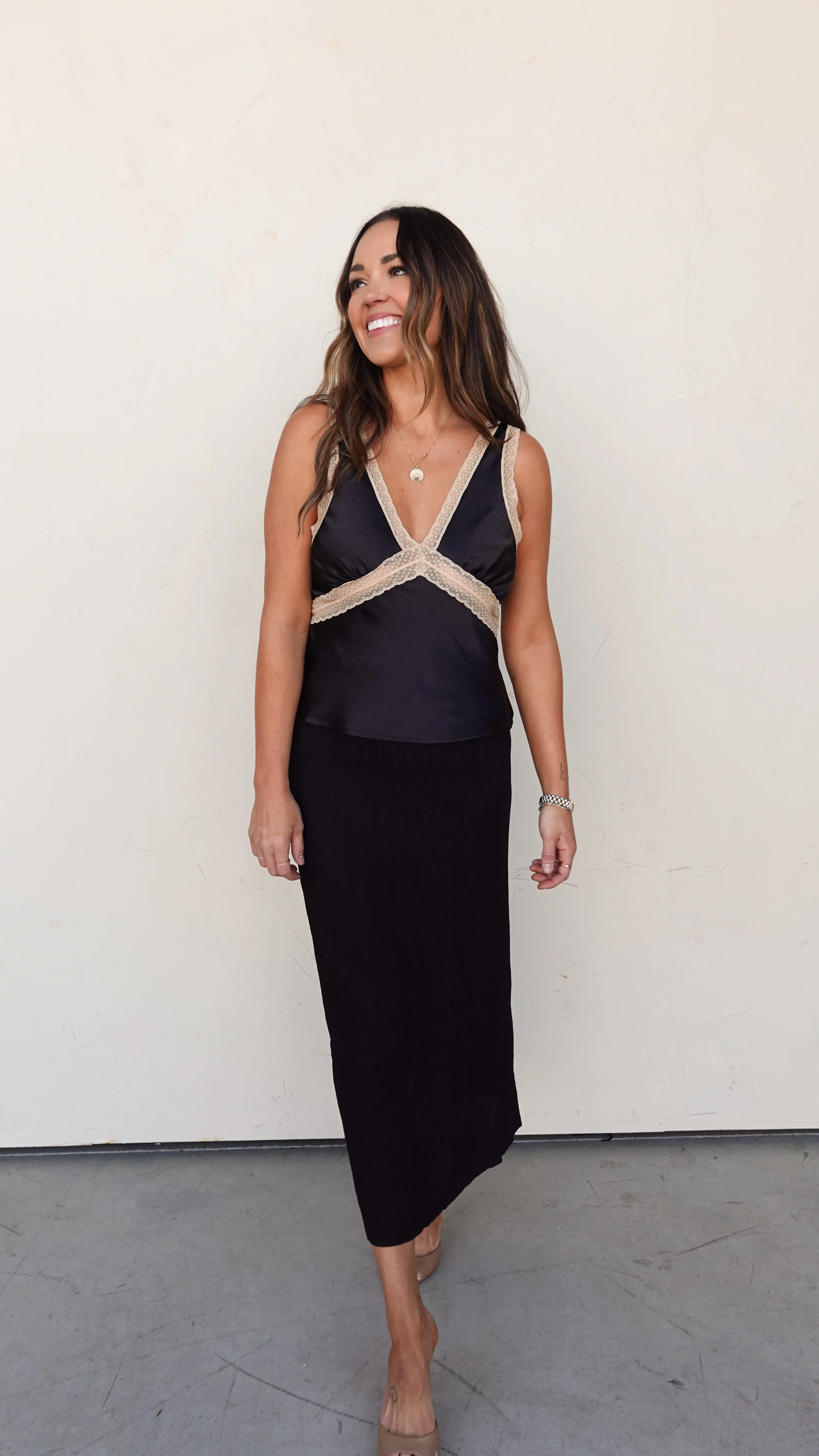 Black Textured Maxi Skirt - Image 3