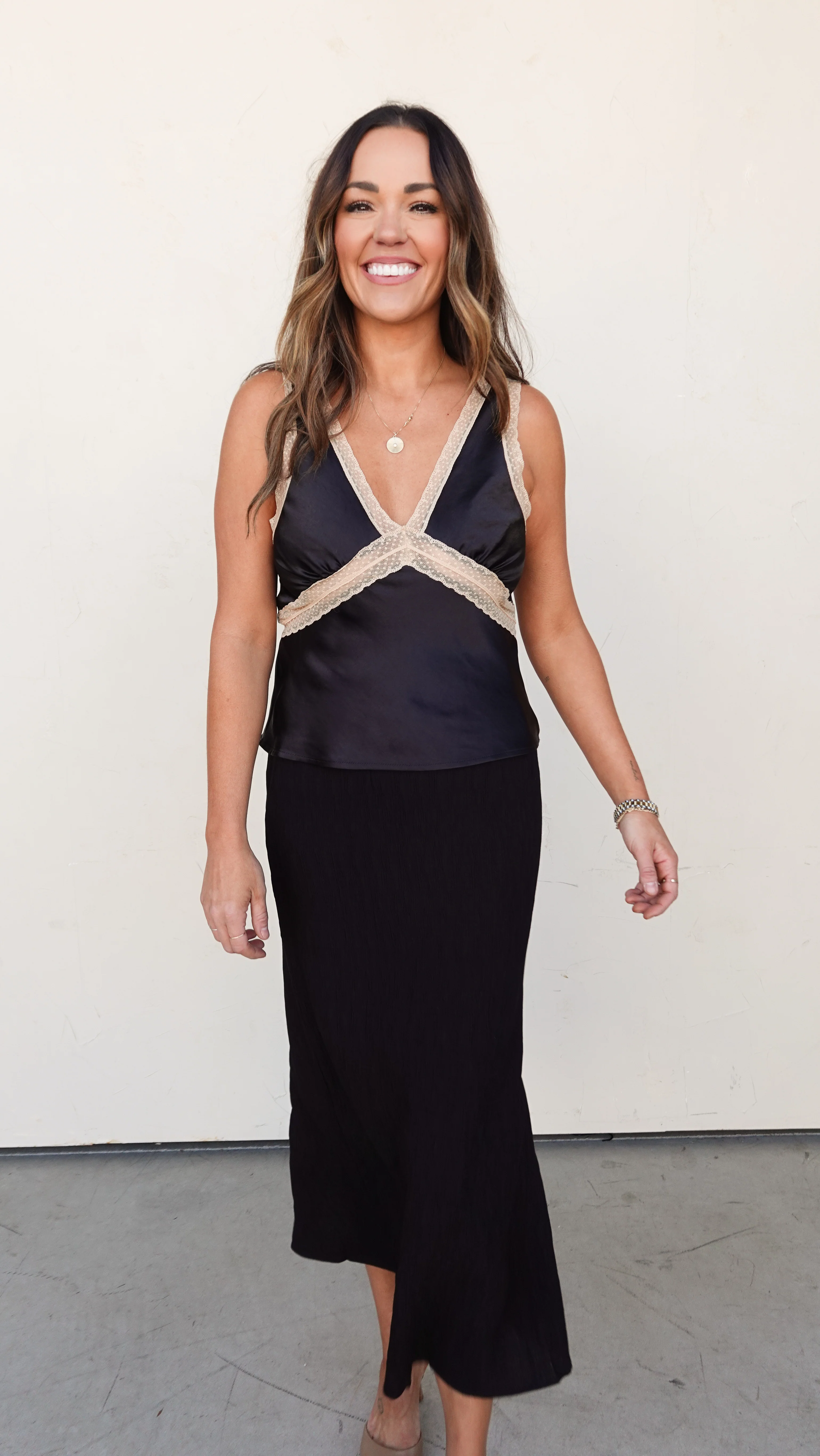 Black Textured Maxi Skirt - Image 4