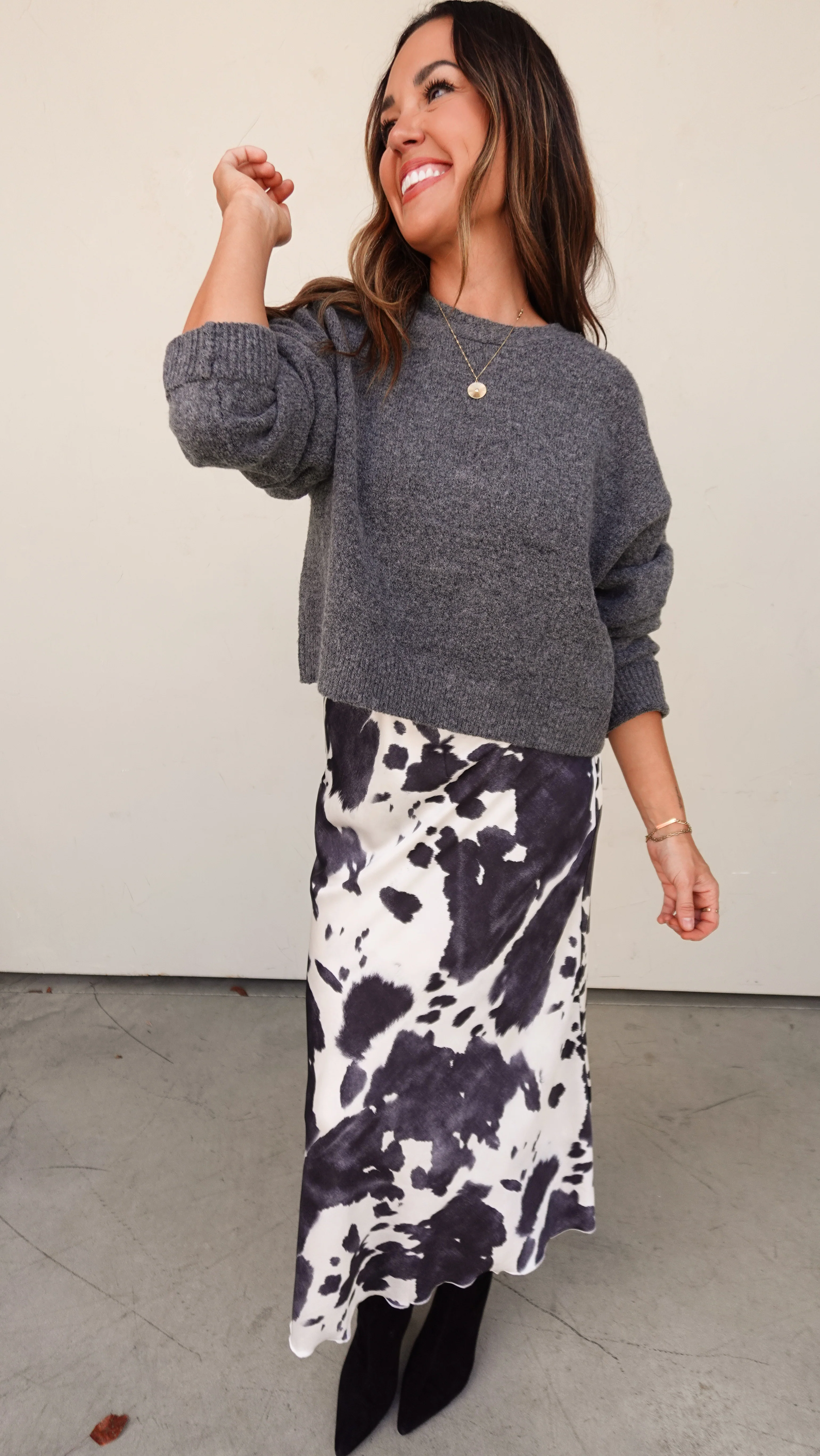 Charcoal Reversible Sweater with Bow Detail - Image 6