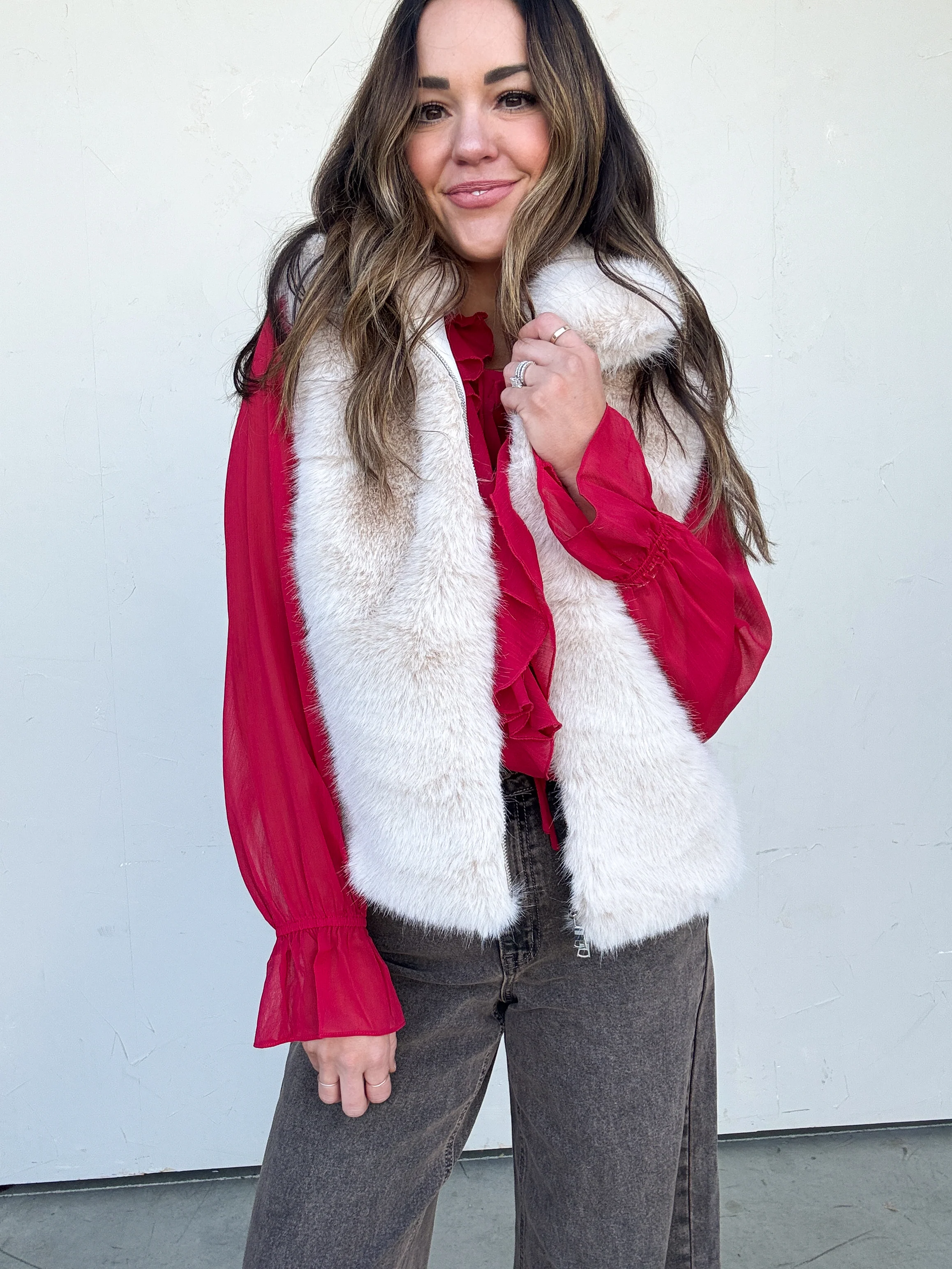 Ivory Faux Fur Vest - Image 6