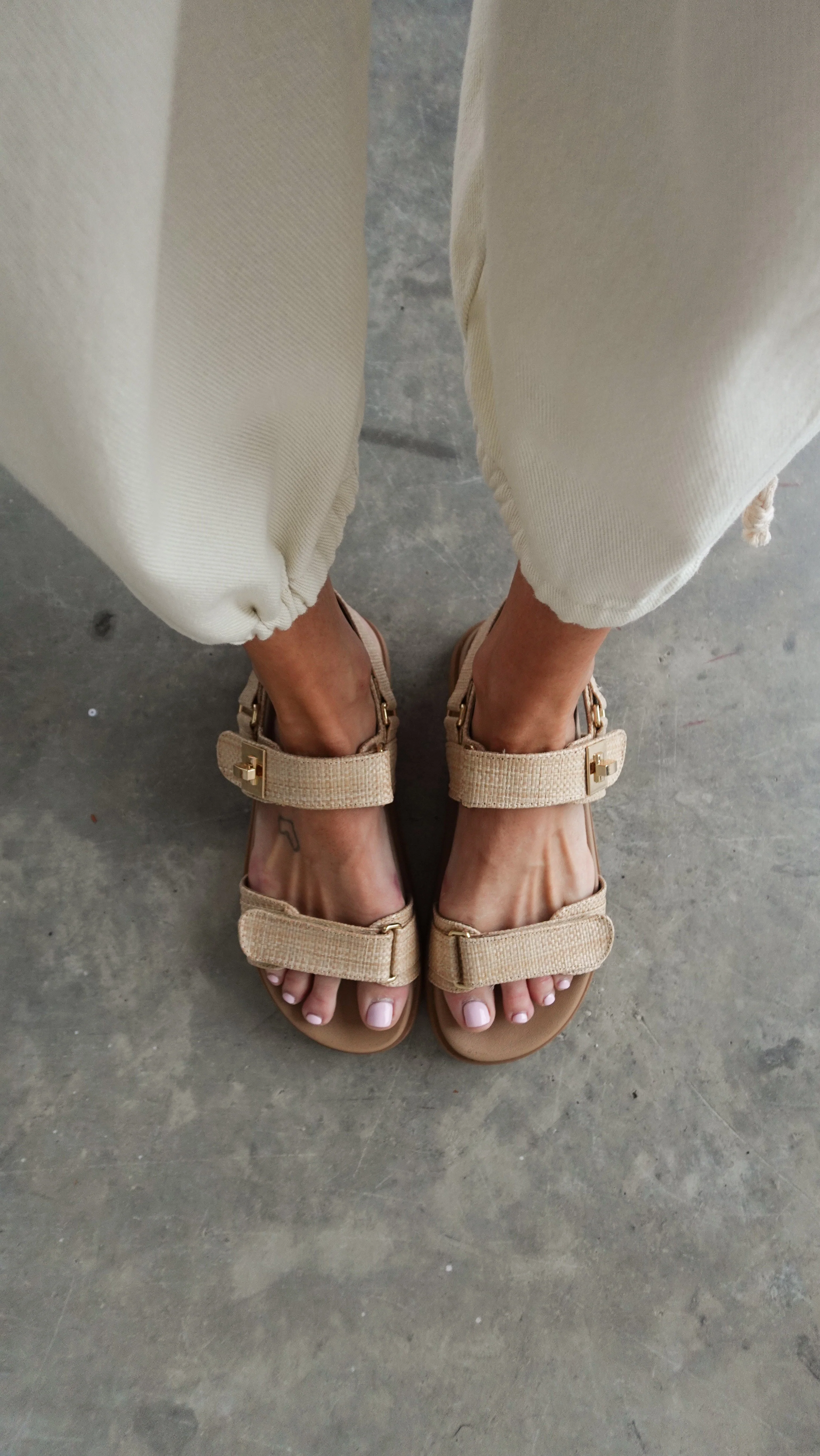 Natural Raffia Slingback Sandals - Image 7