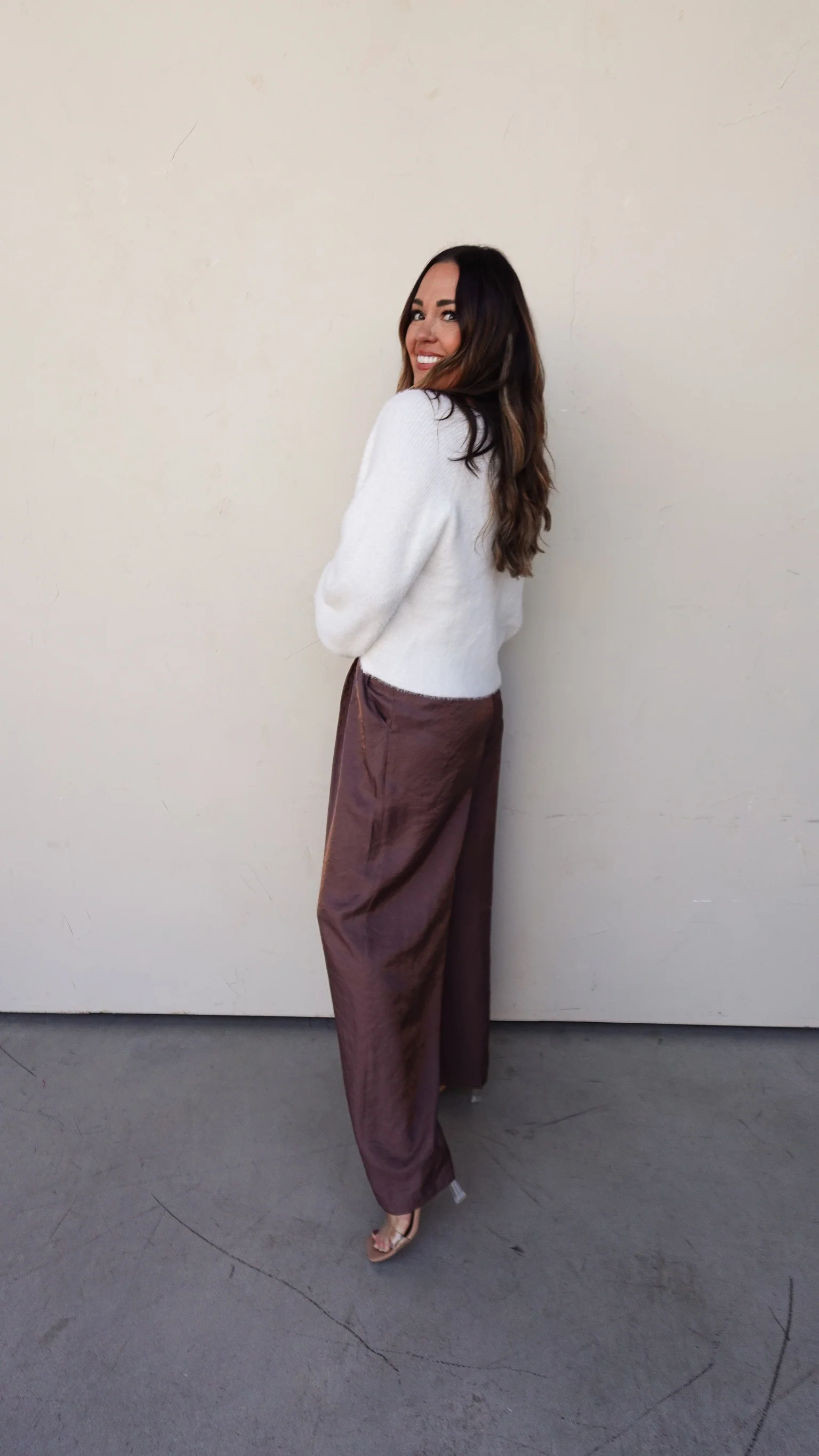 Off White Twist Front Sweater - Image 3