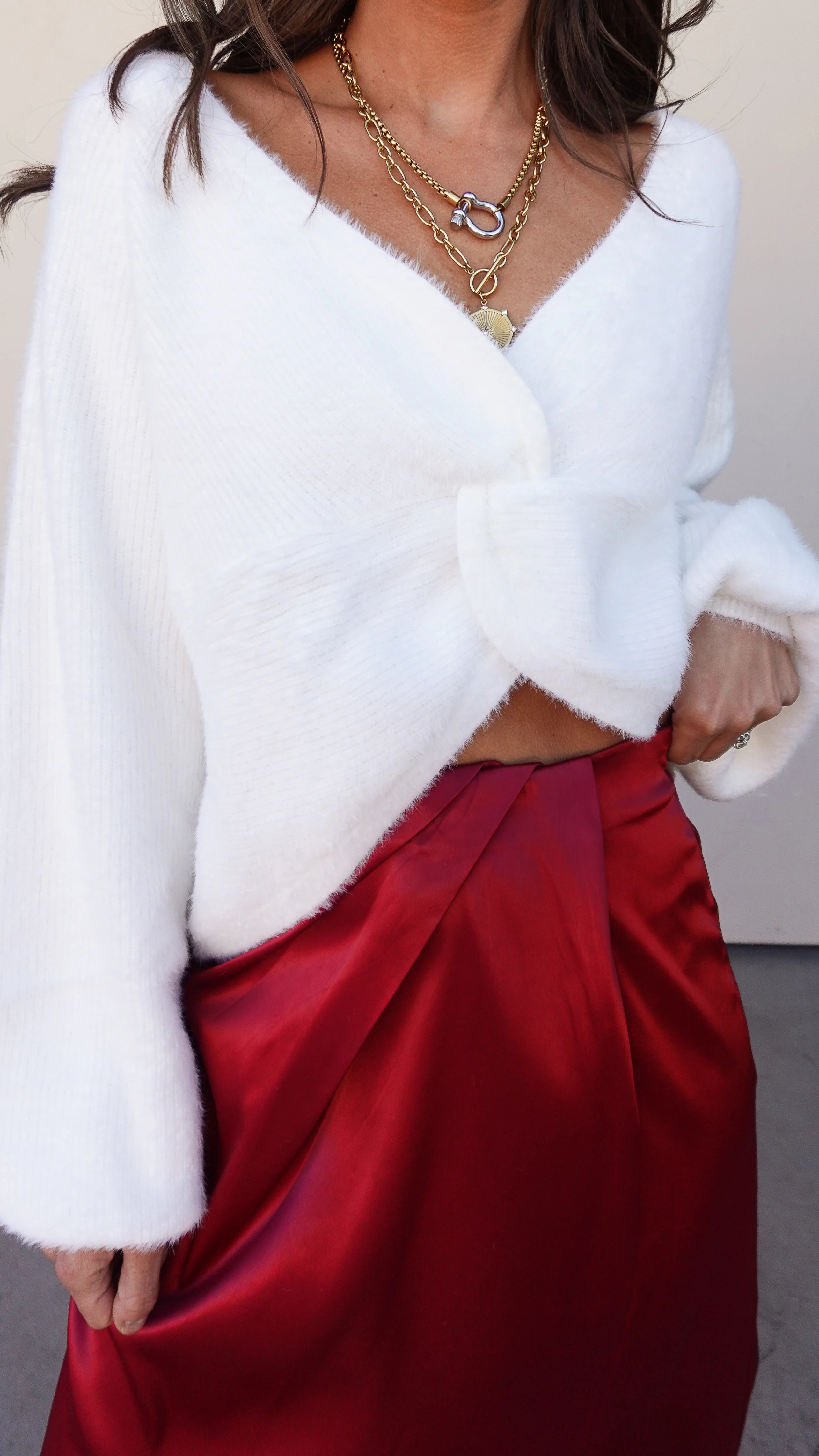 Off White Twist Front Sweater - Image 8